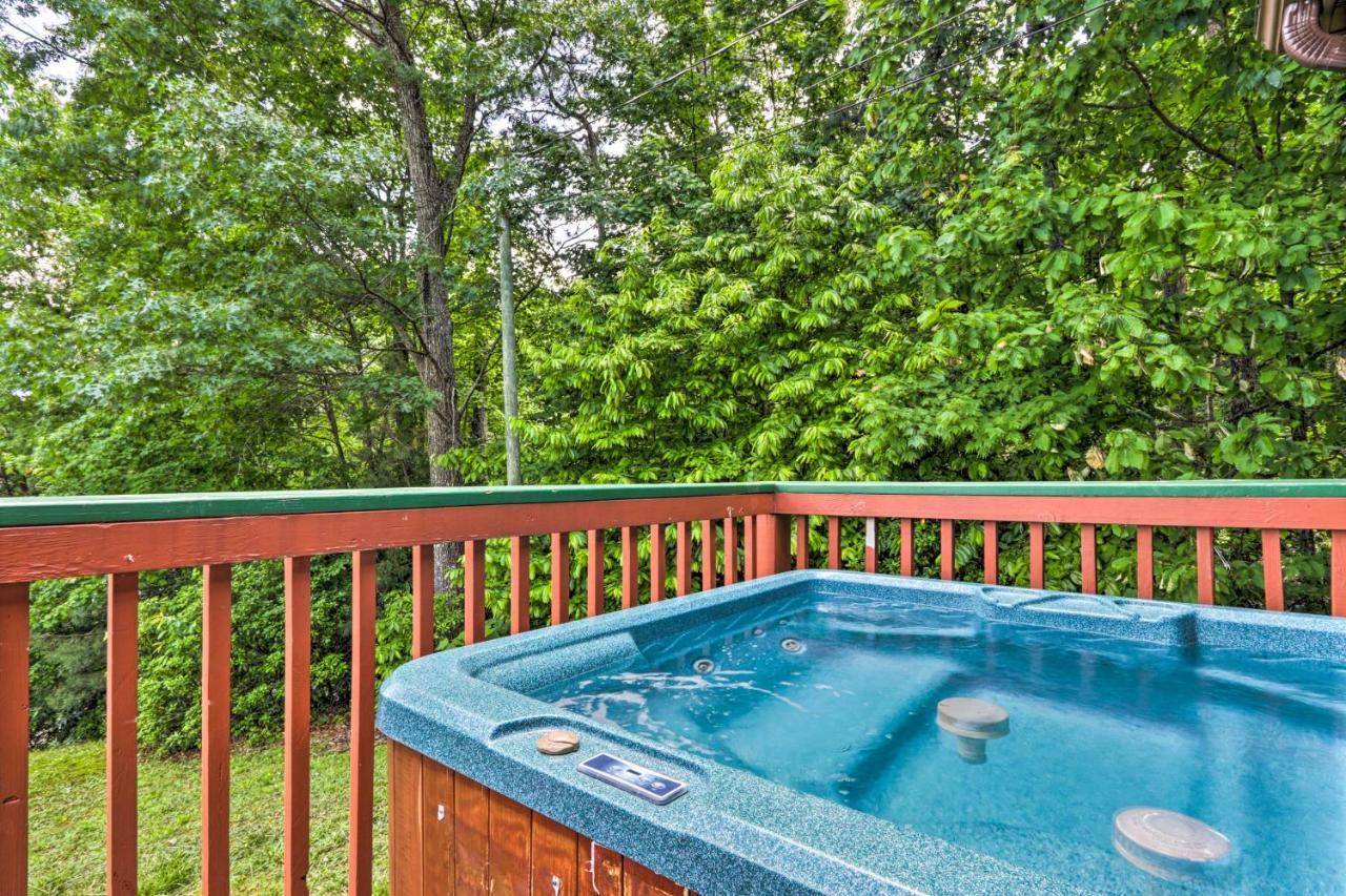 Gatlinburg Chalet Hot Tub, Sauna And Mountain View Luaran gambar